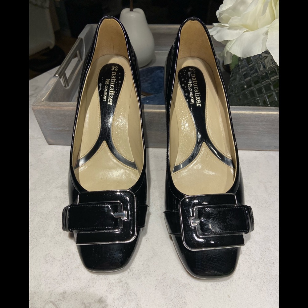 EUC Naturalizer leather shoes, worn once